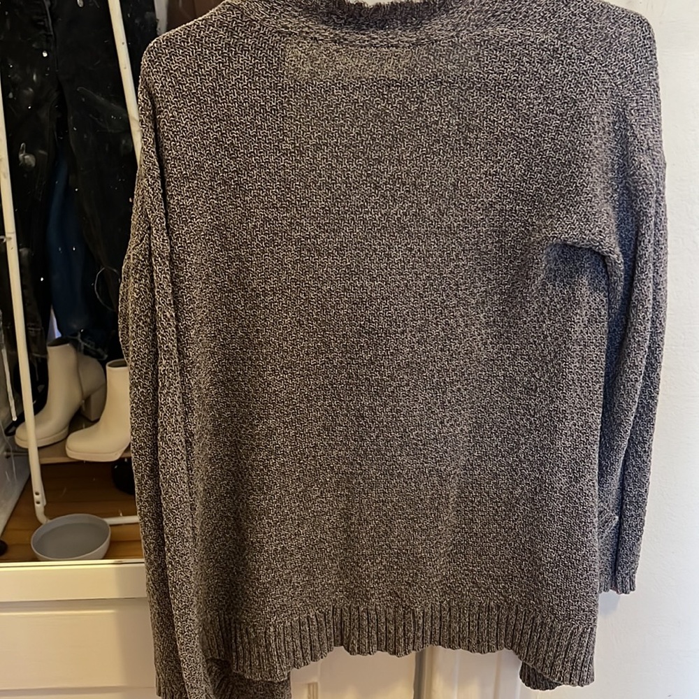 Urban Outfitters Gray Cardigan - Picture 2 of 3